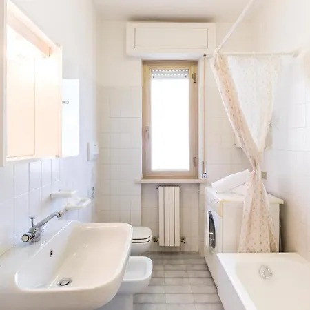 12-a 3,p,int, 20 Appartement